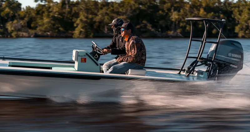 Slide: The Image of Maverick 17 HPX-S 2026 - 21