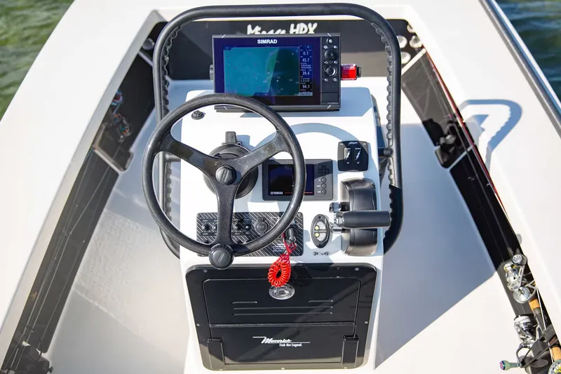 Slide: The Image of Maverick 17 HPX-V 2026 - 21