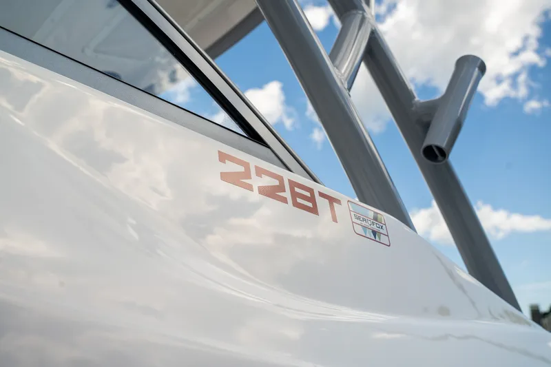 Slide: The Image of Sea Fox 228 Traveler 2026 - 5