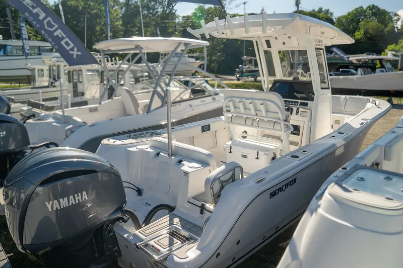 Slide: The Image of Sea Fox 248 Commander 2026 - 8