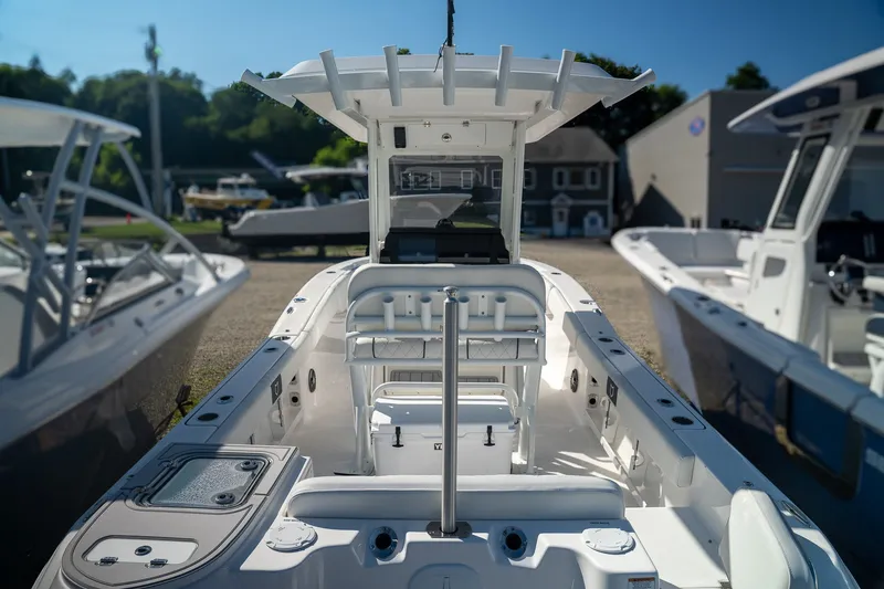 Slide: The Image of Sea Fox 248 Commander 2026 - 9