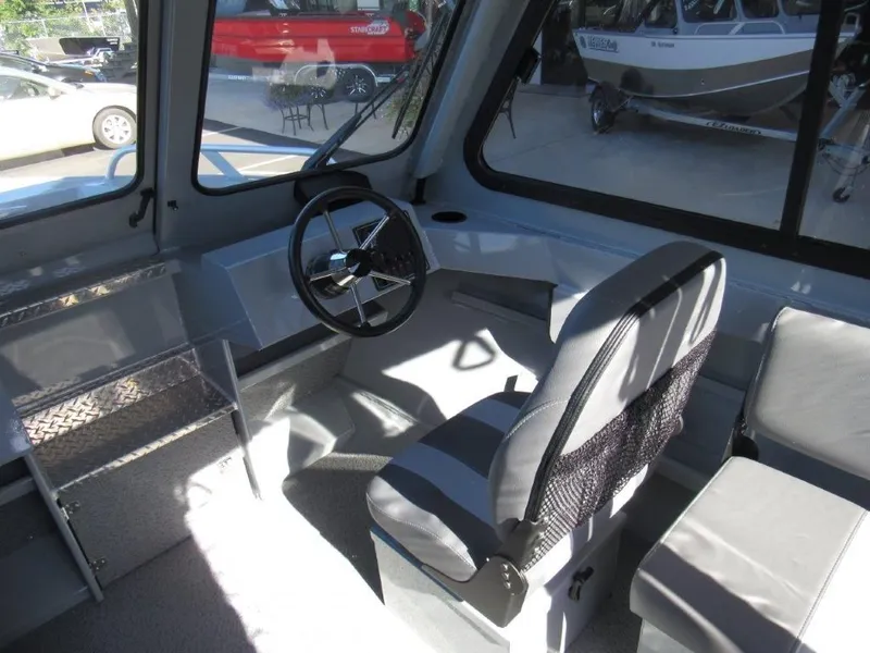 Slide: The Image of Hewescraft 200 ProV ET Hardtop 2025 - 12