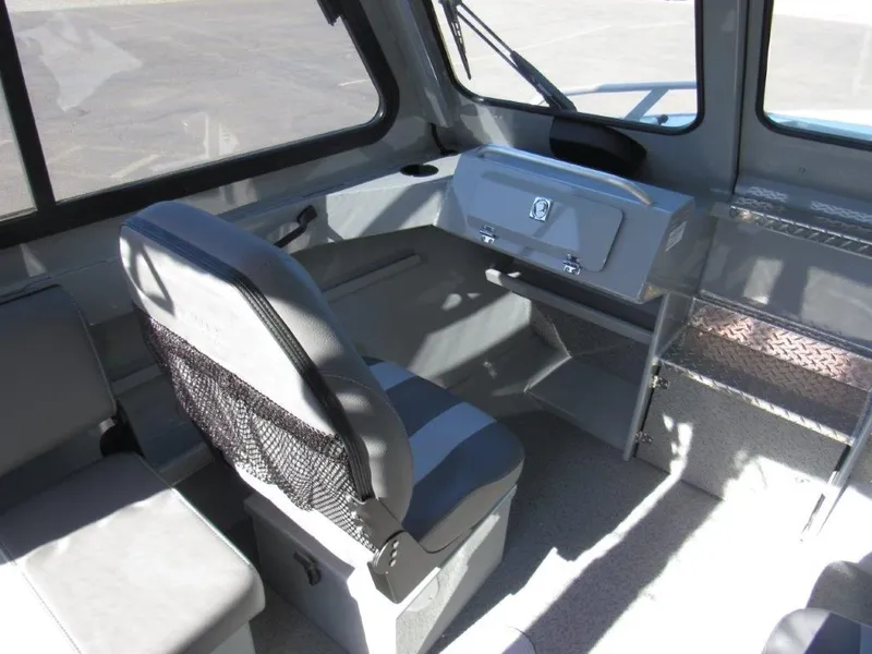 Slide: The Image of Hewescraft 200 ProV ET Hardtop 2025 - 13