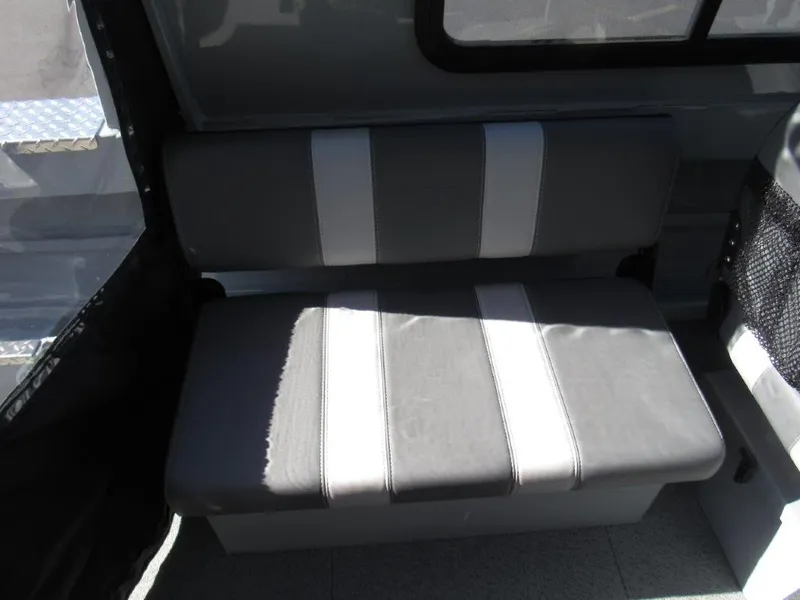 Slide: The Image of Hewescraft 200 ProV ET Hardtop 2025 - 14