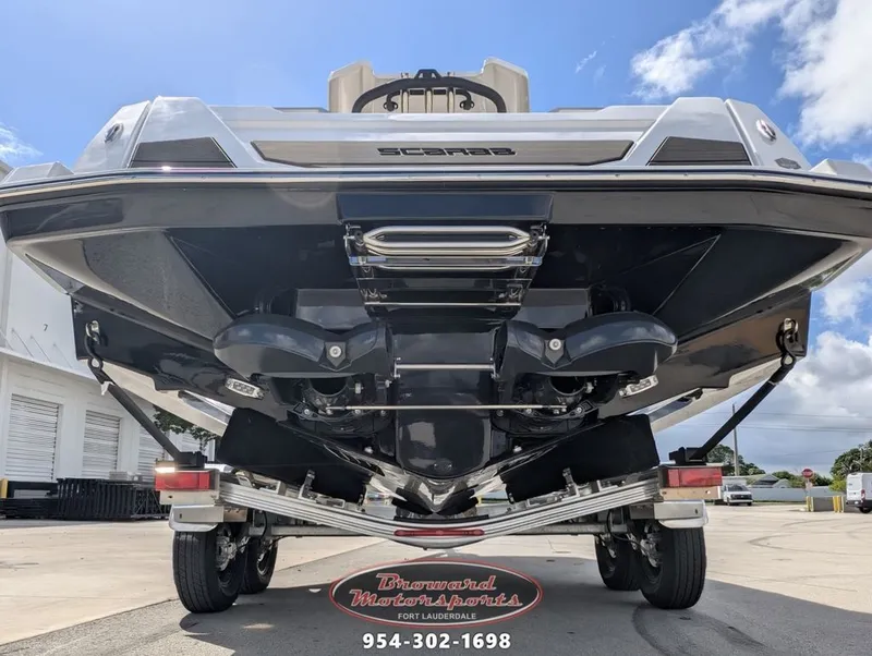 Slide: The Image of Scarab SB235LX 2026 - 36