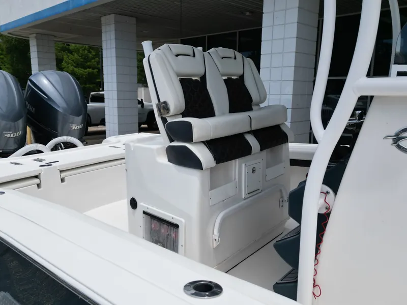 Slide: The Image of Tidewater 2700CB 2021 - 18