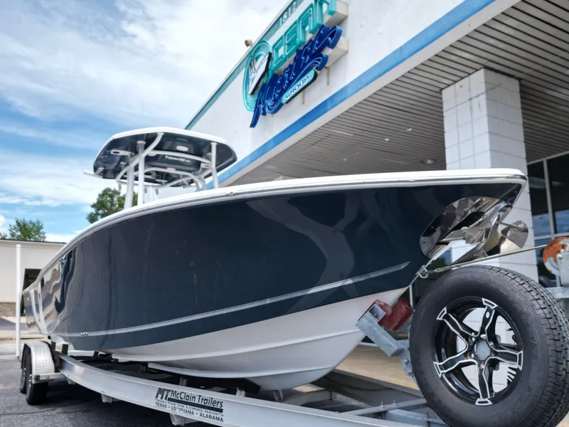 Slide: The Image of Tidewater 2700CB 2021 - 20