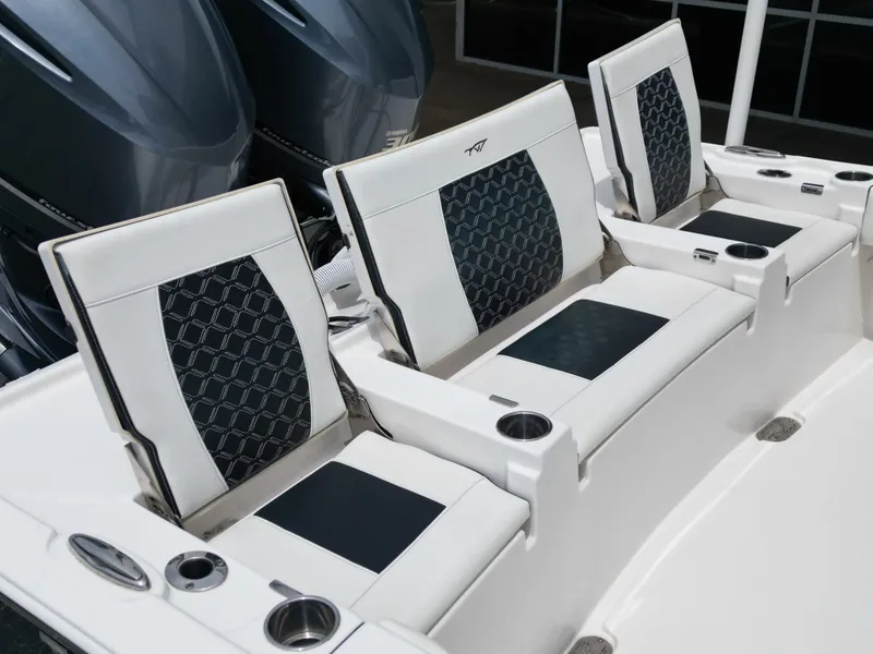 Slide: The Image of Tidewater 2700CB 2021 - 27