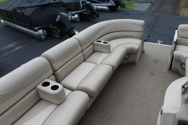 Slide: The Image of Bennington 2275 GCW 2014 - 16