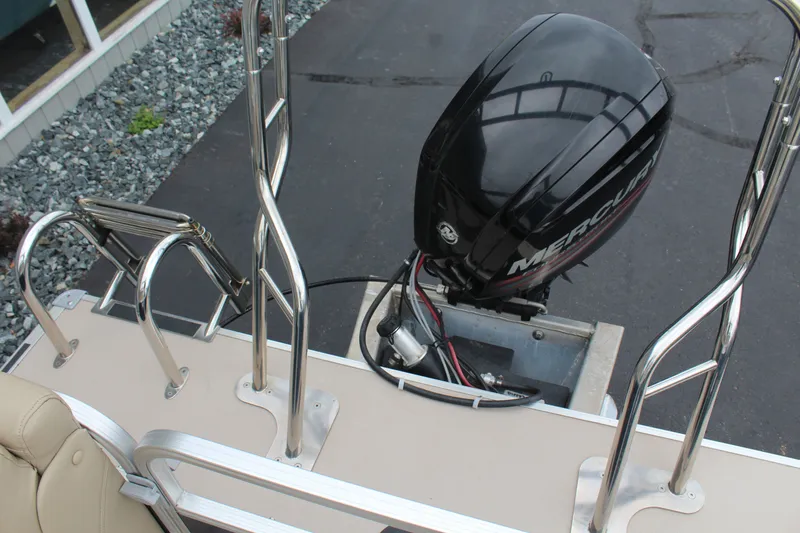 Slide: The Image of SunChaser Classic 8524 L 2016 - 13