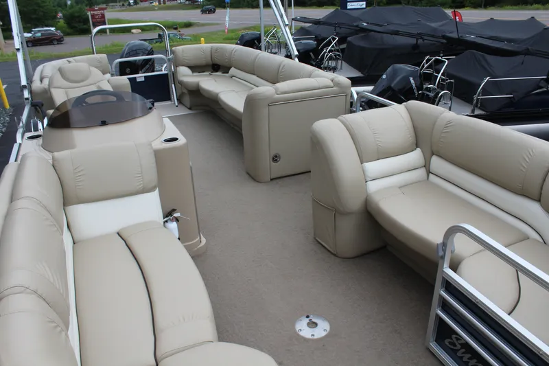 Slide: The Image of SunChaser Classic 8524 L 2016 - 8