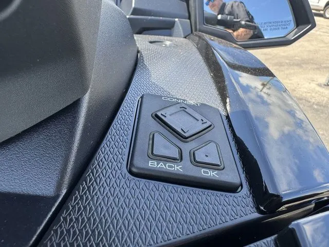 Slide: The Image of Yamaha VX Cruiser 2025 - 12