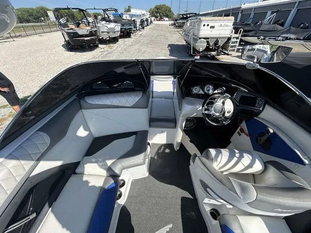 Slide: The Image of Tigé Z1 2014 - 10