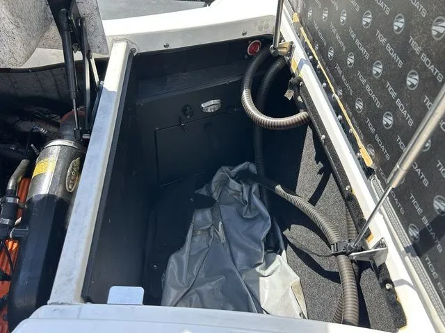 Slide: The Image of Tigé Z1 2014 - 14