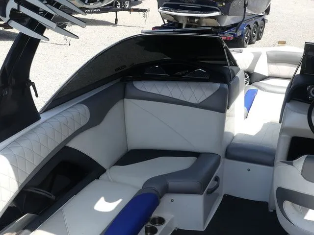 Slide: The Image of Tigé Z1 2014 - 17