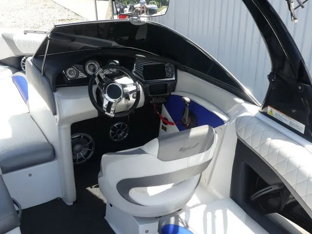 Slide: The Image of Tigé Z1 2014 - 18