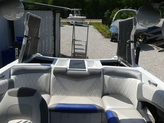 Slide: The Image of Tigé Z1 2014 - 23