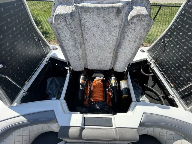 Slide: The Image of Tigé Z1 2014 - 24