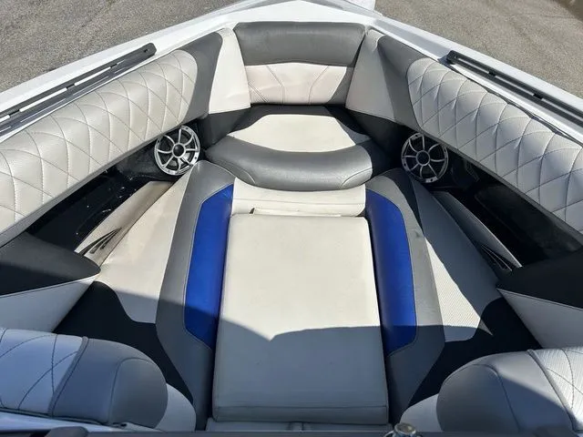 Slide: The Image of Tigé Z1 2014 - 6