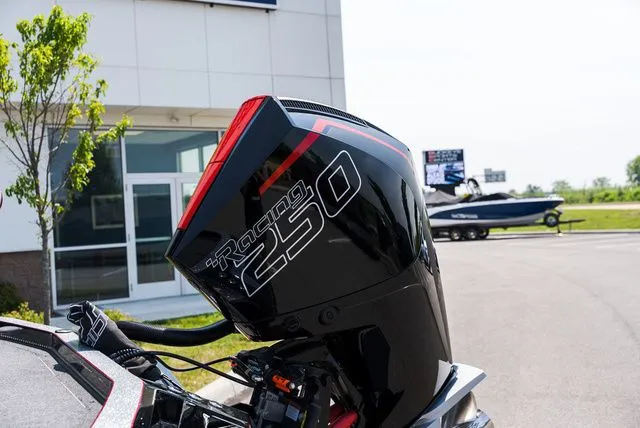 Slide: The Image of Ranger Z520R 2023 - 3