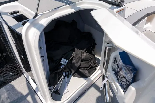 Slide: The Image of Yamaha AR250 2023 - 18