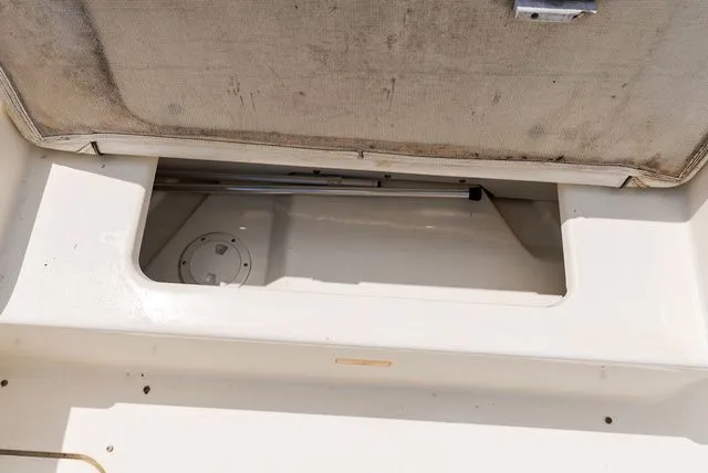 Slide: The Image of Sea Ray 240 Sundancer 2006 - 10