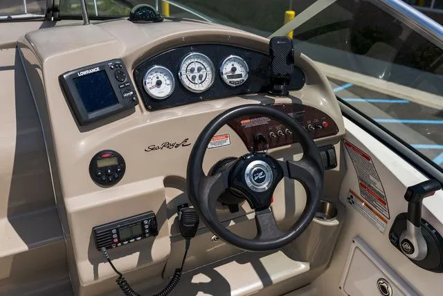 Slide: The Image of Sea Ray 240 Sundancer 2006 - 14