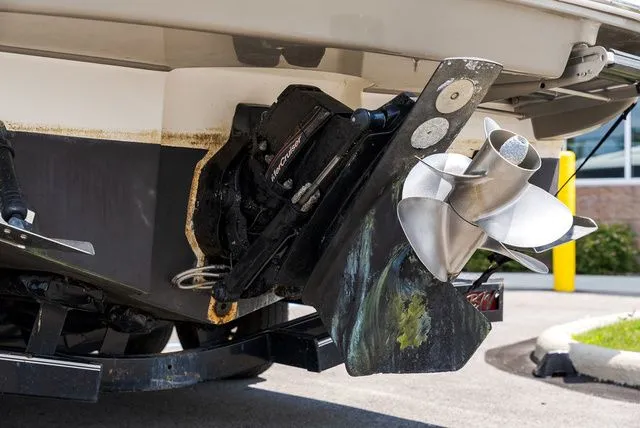 Slide: The Image of Sea Ray 240 Sundancer 2006 - 2