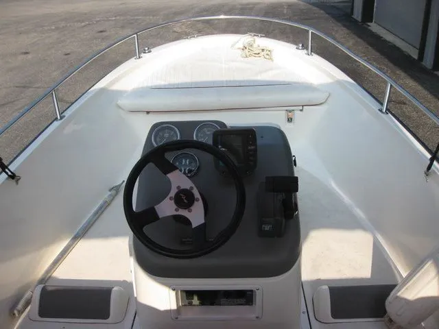 Slide: The Image of Boston Whaler RAGE 15 W/TRAILER 1998 - 13