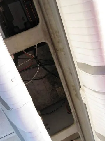 Slide: The Image of Boston Whaler RAGE 15 W/TRAILER 1998 - 30