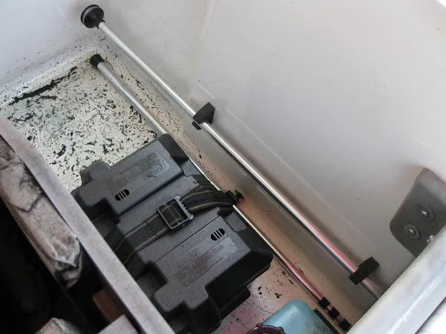 Slide: The Image of Boston Whaler RAGE 15 W/TRAILER 1998 - 33