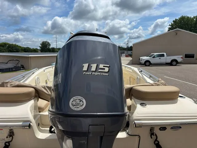 Slide: The Image of Scout 187 Sportfish 2012 - 3