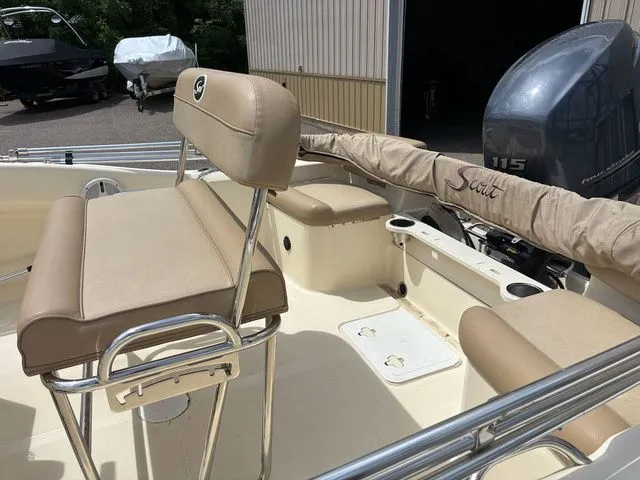 Slide: The Image of Scout 187 Sportfish 2012 - 4