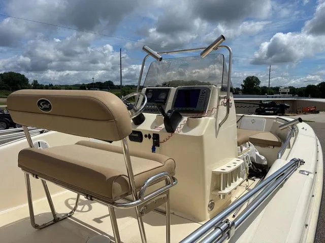 Slide: The Image of Scout 187 Sportfish 2012 - 5