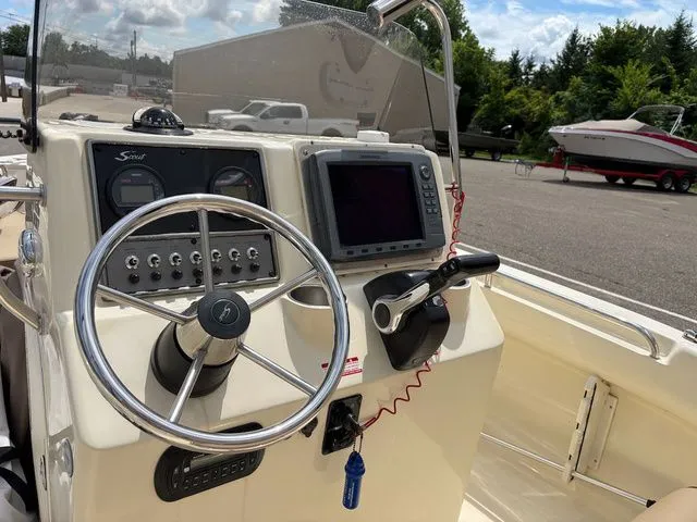 Slide: The Image of Scout 187 Sportfish 2012 - 6