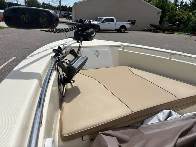 Slide: The Image of Scout 187 Sportfish 2012 - 9