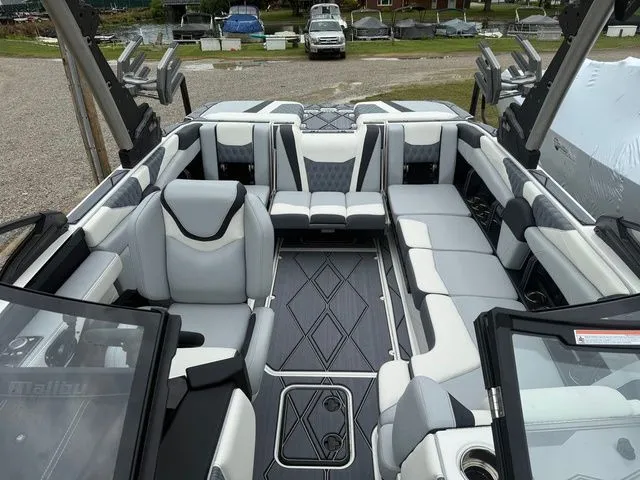 Slide: The Image of Malibu M230 2025 - 5