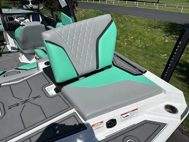 Slide: The Image of Tigé 20RZX 2023 - 19