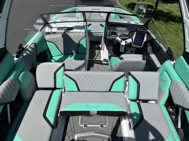 Slide: The Image of Tigé 20RZX 2023 - 21