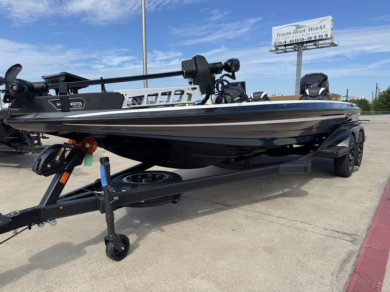 Slide: The Image of Skeeter FXR21 FLEX 2026 - 3