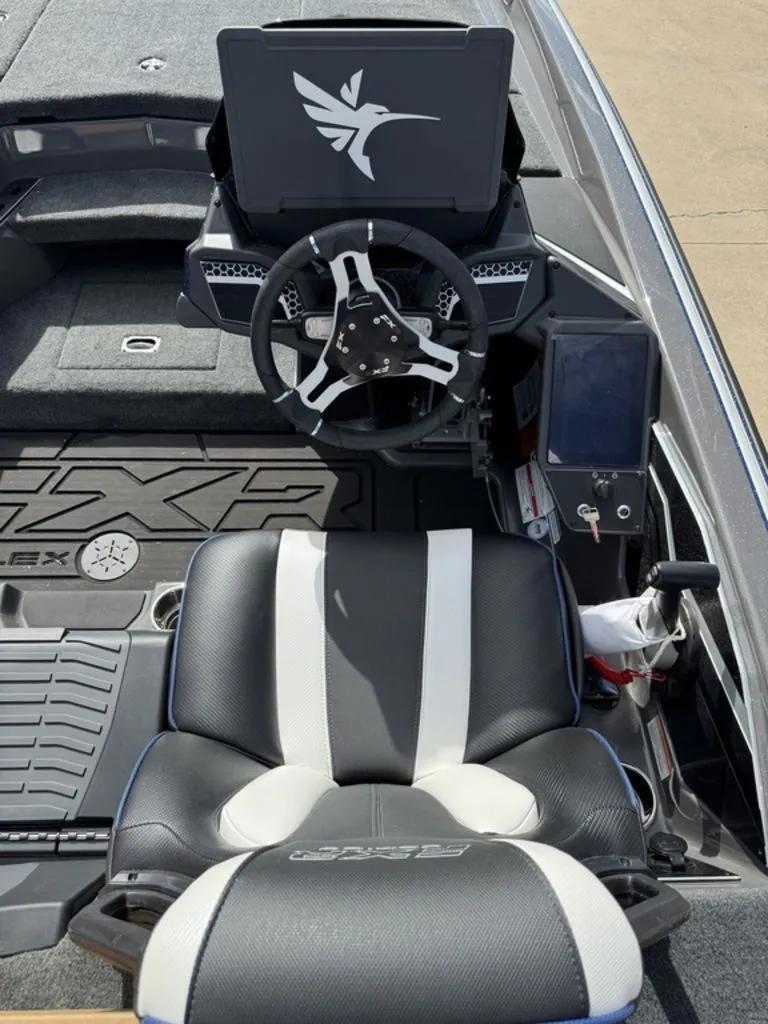 Slide: The Image of Skeeter FXR21 FLEX 2026 - 6