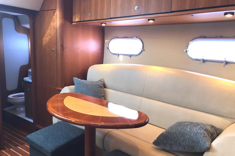 Slide: The Image of Tiara 3900 Sovran 2008 - 50