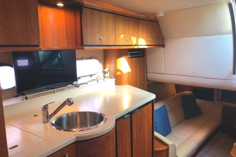 Slide: The Image of Tiara 3900 Sovran 2008 - 51