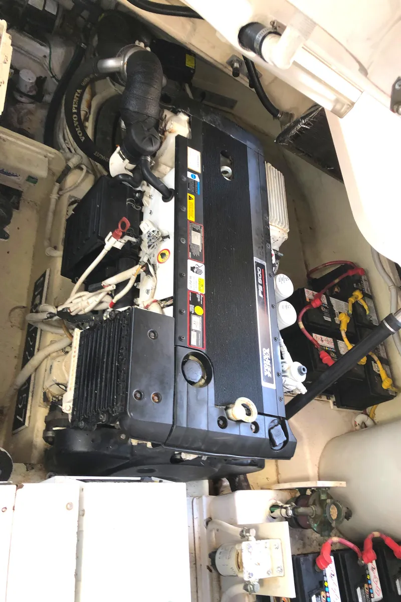 Slide: The Image of Tiara 3900 Sovran 2008 - 63