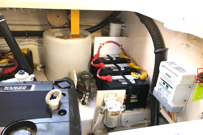 Slide: The Image of Tiara 3900 Sovran 2008 - 64