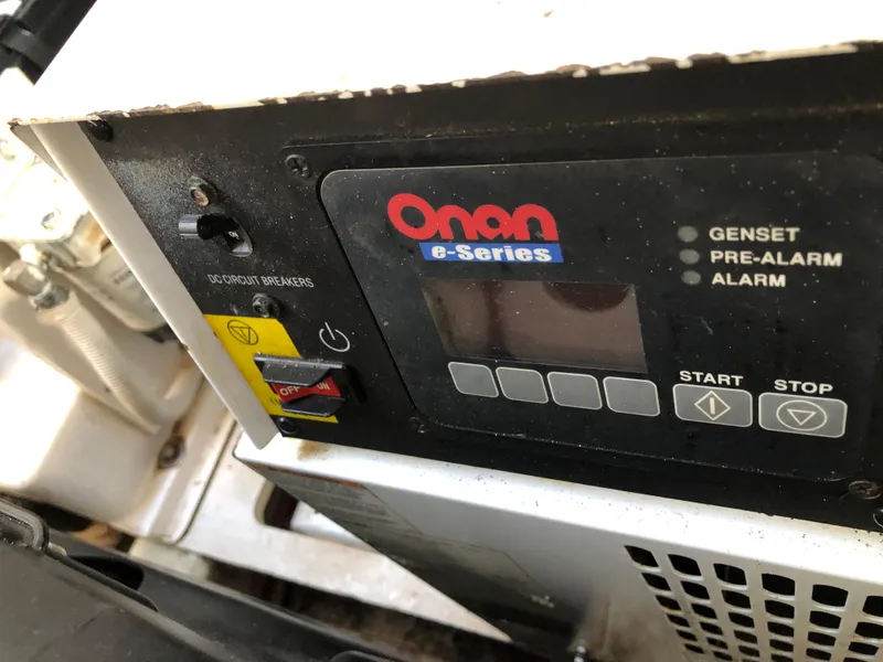 Slide: The Image of Tiara 3900 Sovran 2008 - 66