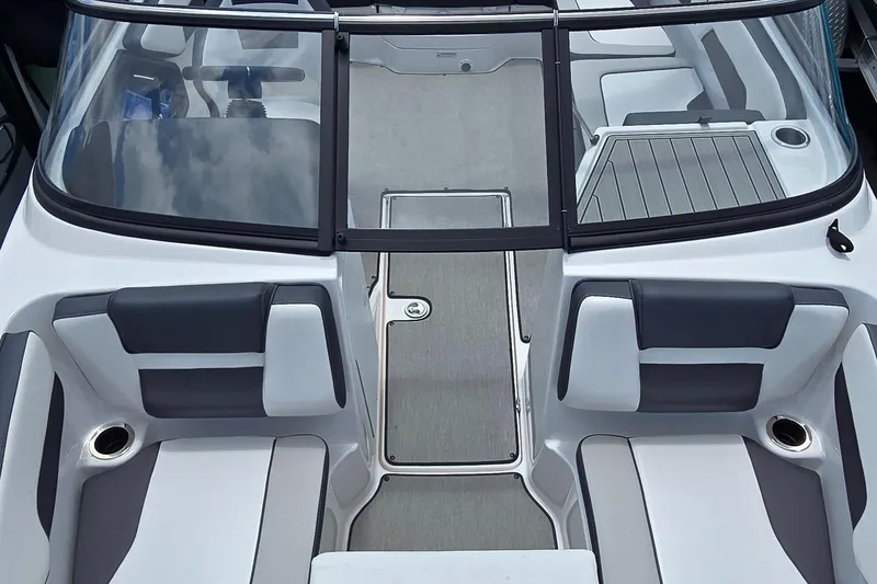 Slide: The Image of 2022 Yamaha Boats AR195 interior with sleek seating and modern design. - 5