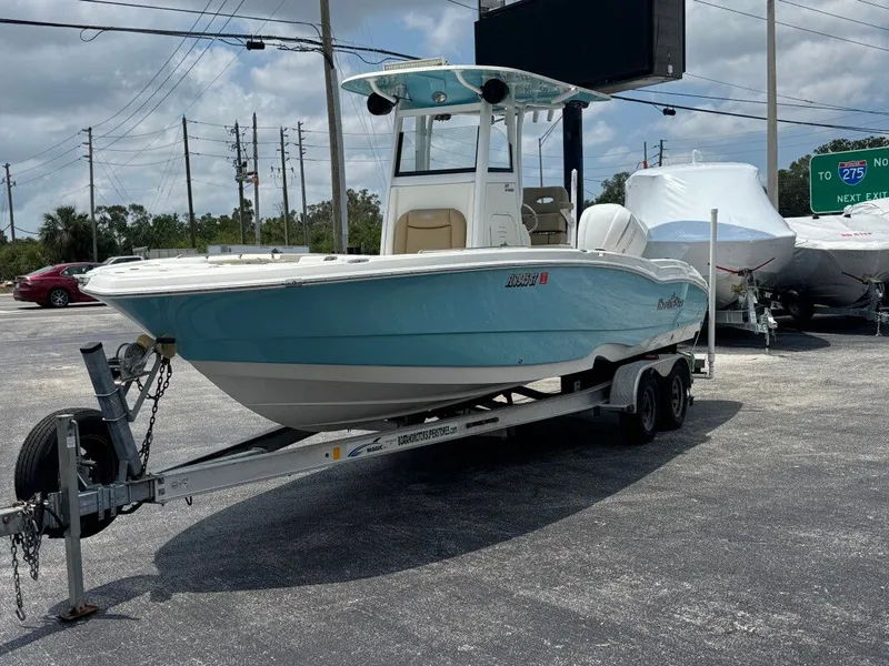 Slide: The Image of NauticStar 251 Hybrid 2020 - 5