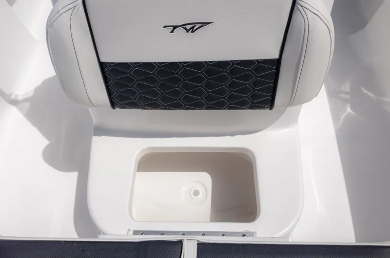 Slide: The Image of Tidewater 180 CC Adventure 2026 - 18