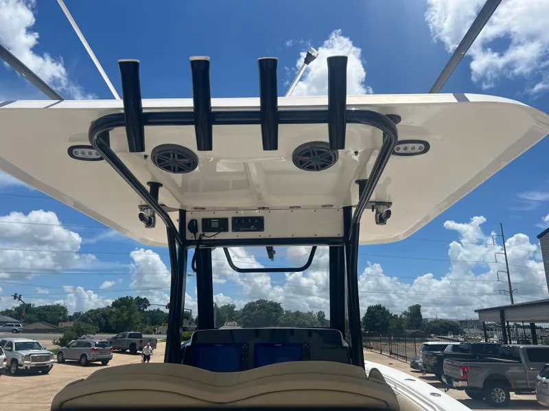 Slide: The Image of Sea Hunt Gamefish 30 Coffin Box 2018 - 12